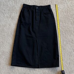 Uniqlo Black Denim Skirt